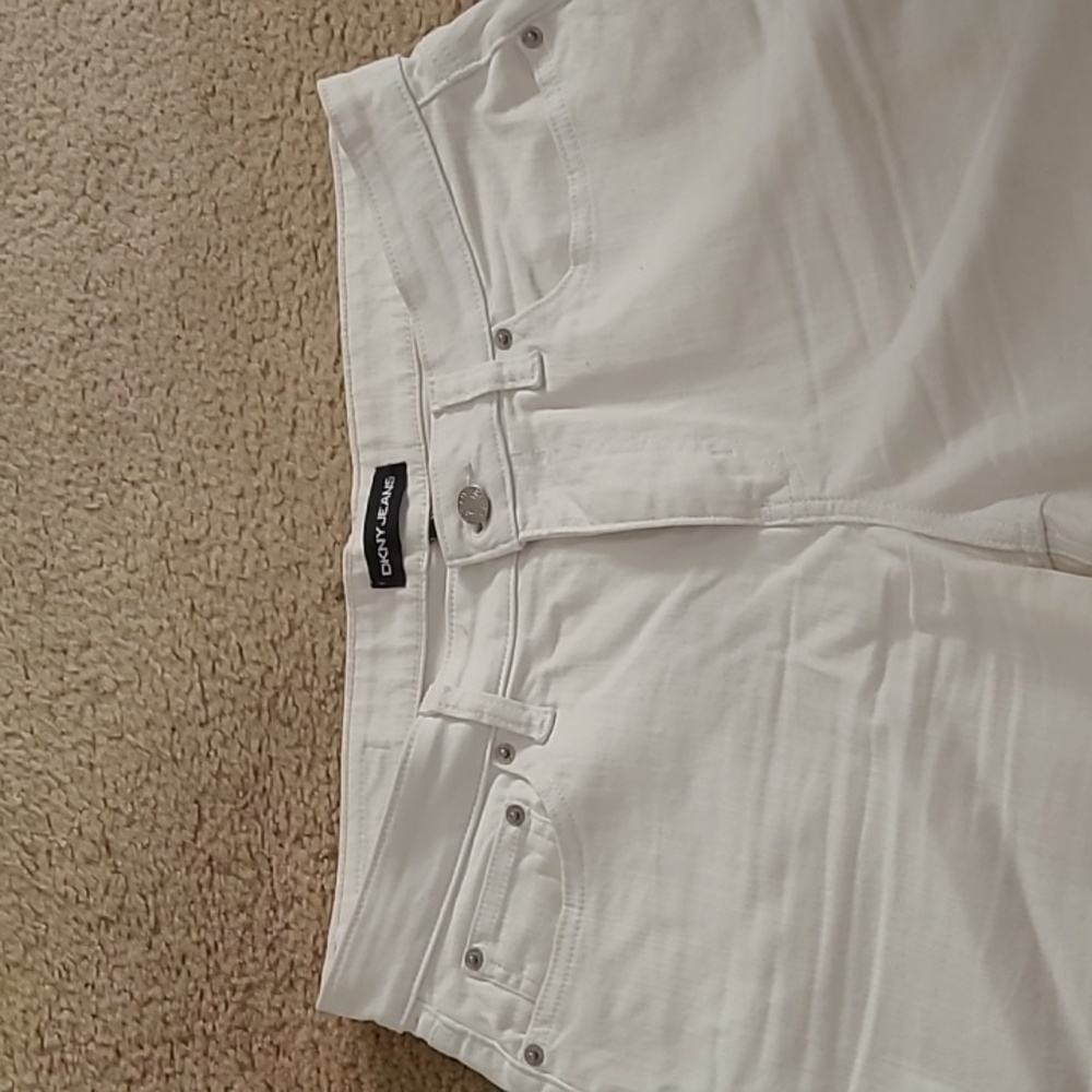 DKNY white short - Picture 3 of 9